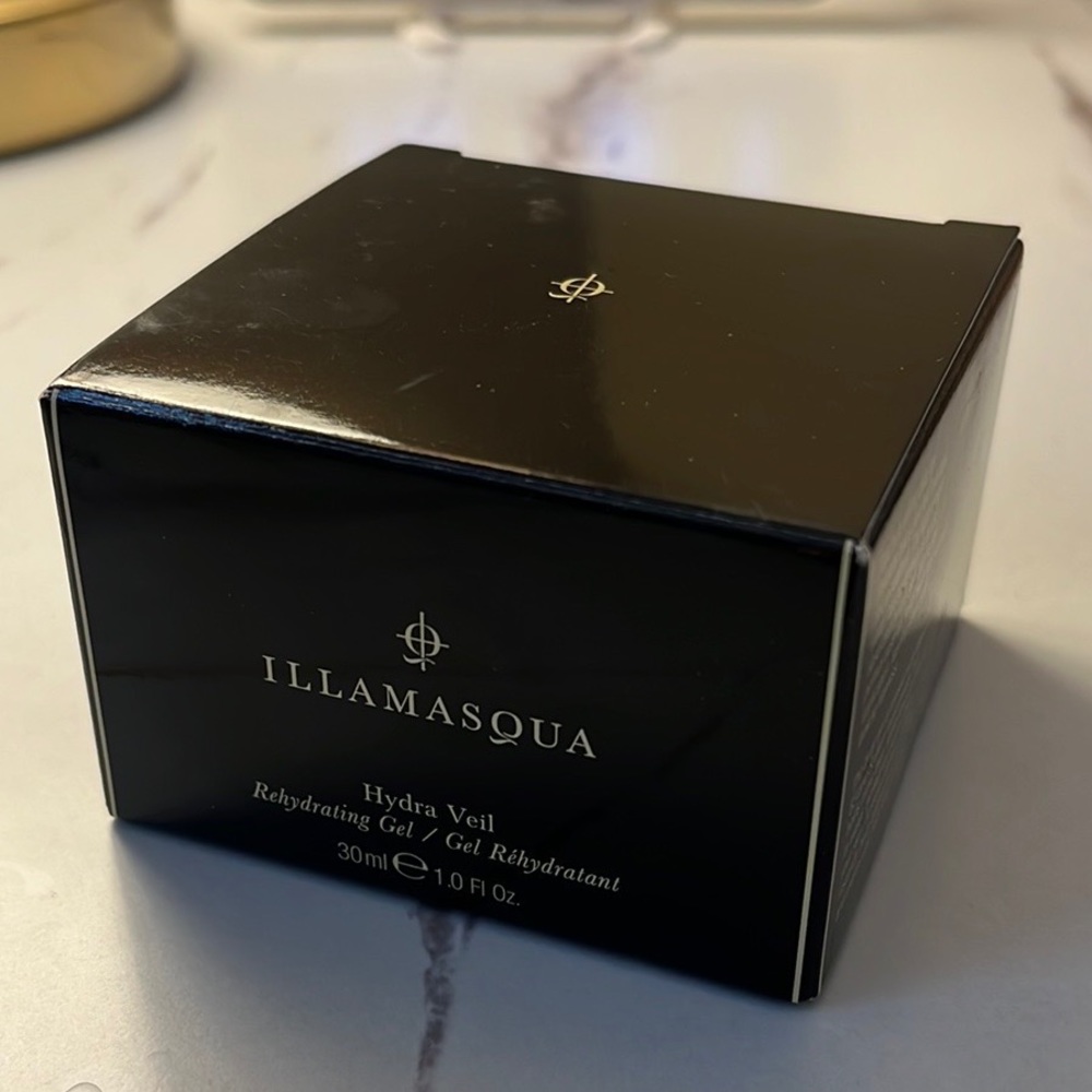 Illamasqua Hydra Veil Rehydrating Gel